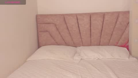 Savannahwildee online show from 11-14-25, 12:15