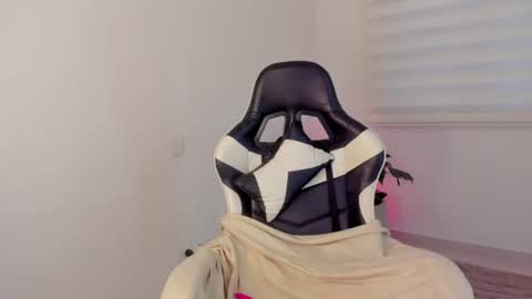 Savannahwildee online show from 06-30-26, 11:22