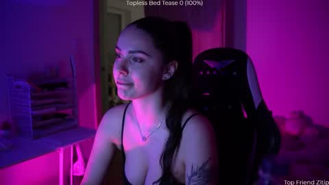 Snapshot of savvage_play chatting on 02-01-26, 08:29 Naomi online show from 02-01-26, 08:29