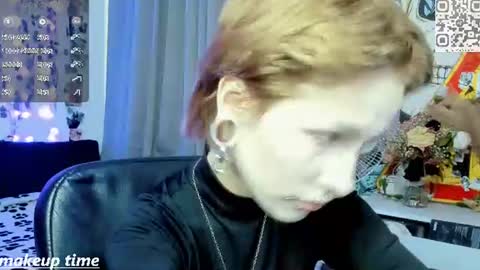 pronoun she. name Mary. age 21. online show from 06-17-26, 05:03