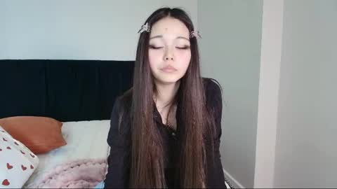 Saya online show from 05-10-26, 01:22