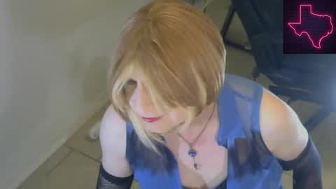 Cait or Caitlin online show from 12-27-24, 05:09