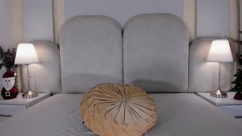 Snapshot of saylilith chatting on 12-29-24, 01:06 Say Lilith Monday to Saturday 700am to 140pm Colombian time online show from 12-29-24, 01:06