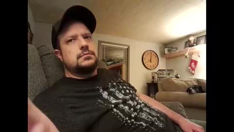 Snapshot of sb198 chatting on 01-01-25, 01:58 sb198 online show from 01-01-25, 01:58