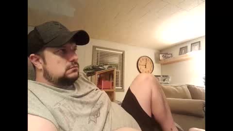 Snapshot of sb198 chatting on 01-18-25, 02:58 sb198 online show from 01-18-25, 02:58