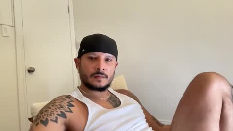 Snapshot of sbm84 chatting on 03-09-26, 03:43 sbm84 online show from 03-09-26, 03:43