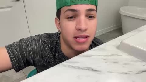 Snapshot of sbouchikh03 chatting on 12-18-25, 08:09 sbouchikh03 online show from 12-18-25, 08:09