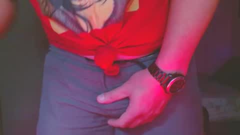 Snapshot of sbutter chatting on 02-13-25, 10:43 sbutter online show from 02-13-25, 10:43