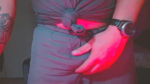 Snapshot of sbutter chatting on 03-04-25, 09:43 sbutter online show from 03-04-25, 09:43