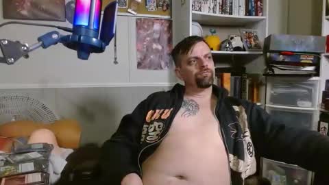 Snapshot of scarecrow2wm chatting on 02-09-26, 06:50 Kent Clark online show from 02-09-26, 06:50