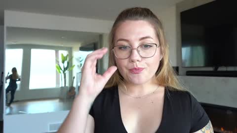 Snapshot of scarlajade chatting on 12-04-24, 10:19 scarlajade online show from 12-04-24, 10:19