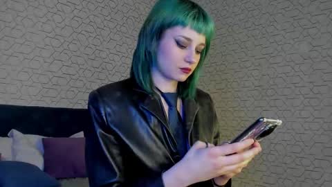 Emmy online show from 04-23-26, 09:41