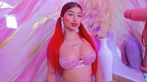 Snapshot of scarleett_jones chatting on 02-04-26, 10:04 scarleett jones online show from 02-04-26, 10:04