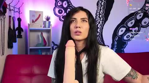 Snapshot of scarlet__perverted chatting on 02-22-26, 08:13 Explicit Content online show from 02-22-26, 08:13