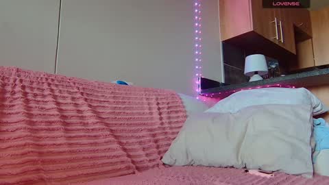 Snapshot of scarlet_carnal chatting on 01-26-25, 02:52 Scarlet Carnal - online show from 01-26-25, 02:52