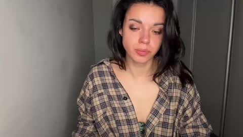 Sophie online show from 05-12-26, 07:16