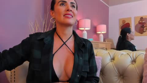 Scarlet Edwars online show from 02-07-25, 03:08