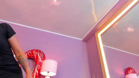 Scarlet Edwars online show from 02-13-25, 06:16