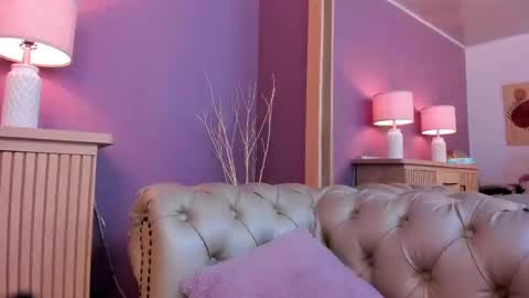 Scarlet Edwars online show from 03-07-25, 03:28