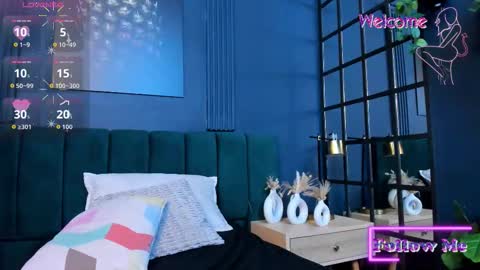 Scarlet Edwars online show from 03-26-26, 06:13