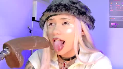 scarlet_gold online show from 04-20-26, 12:13