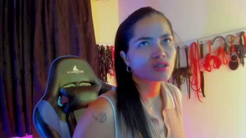 scarlet taylor kennedy online show from 10-07-25, 10:51