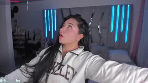 Snapshot of scarlet_miller_1 chatting on 06-21-26, 10:45 Celeste online show from 06-21-26, 10:45