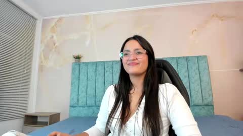 Scarlet  online show from 03-04-25, 05:45