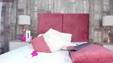 Snapshot of scarlet_rosi chatting on 05-12-26, 07:38 scarlet_rosi online show from 05-12-26, 07:38