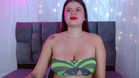 Snapshot of scarlet_sexy12 chatting on 06-03-26, 03:39 scarlet_sexy12 online show from 06-03-26, 03:39