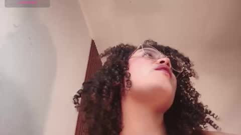 scarlet_veil online show from 01-05-26, 06:44