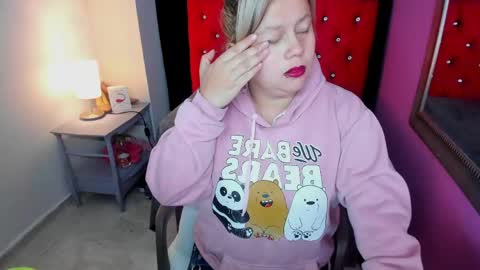 ScarletBigTitties online show from 05-08-26, 11:48