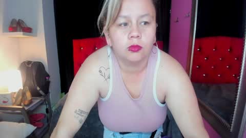 ScarletBigTitties online show from 05-26-26, 11:39