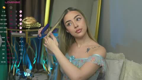 Scarlet online show from 01-30-25, 10:41