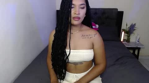 Snapshot of scarletfox23 chatting on 09-30-25, 09:20 Scarlet Fox online show from 09-30-25, 09:20