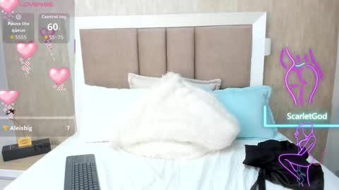 Snapshot of scarletgodd chatting on 11-13-25, 12:09 Scarlet online show from 11-13-25, 12:09