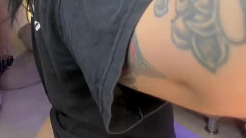 Snapshot of scarleth_jhons_ chatting on 12-13-24, 11:17 Scarleth... but not Scarleth Johansson. online show from 12-13-24, 11:17