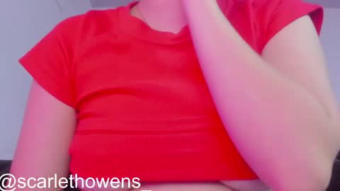 Snapshot of scarleth_owens1 chatting on 05-13-26, 05:16 online show from 05-13-26, 05:16