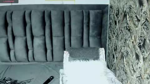 S C A R L E T online show from 10-13-25, 11:32