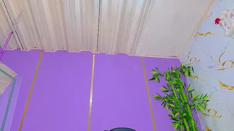 Snapshot of scarletjonesx chatting on 10-29-25, 11:17 Denis online show from 10-29-25, 11:17