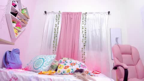 Scarletliz online show from 03-11-25, 12:17