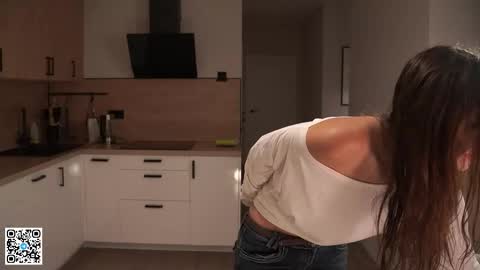 Scarlet online show from 03-02-26, 09:54