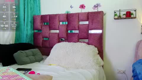 Snapshot of scarlett__jhonson chatting on 06-11-26, 11:25 Scarlett online show from 06-11-26, 11:25