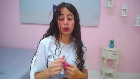 Snapshot of scarlett_clyde chatting on 05-04-26, 01:07 Scarlett online show from 05-04-26, 01:07