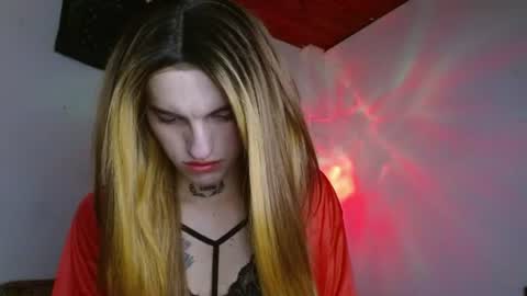 Snapshot of scarlett_crastrawberry chatting on 06-14-26, 11:29 scarlet online show from 06-14-26, 11:29