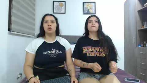 Scarlett and Jazmin online show from 03-22-26, 01:20