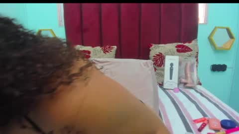 Snapshot of scarlett_fox20 chatting on 05-03-26, 01:28 scarlett_fox20 online show from 05-03-26, 01:28