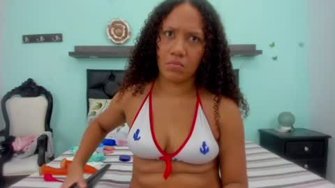 Snapshot of scarlett_fox20 chatting on 06-14-26, 01:02 scarlett_fox20 online show from 06-14-26, 01:02