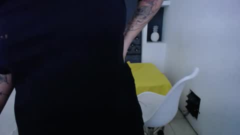 Snapshot of scarlett_keaty chatting on 01-19-25, 06:32 scarlett online show from 01-19-25, 06:32