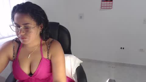 Scarlett online show from 03-04-25, 12:33